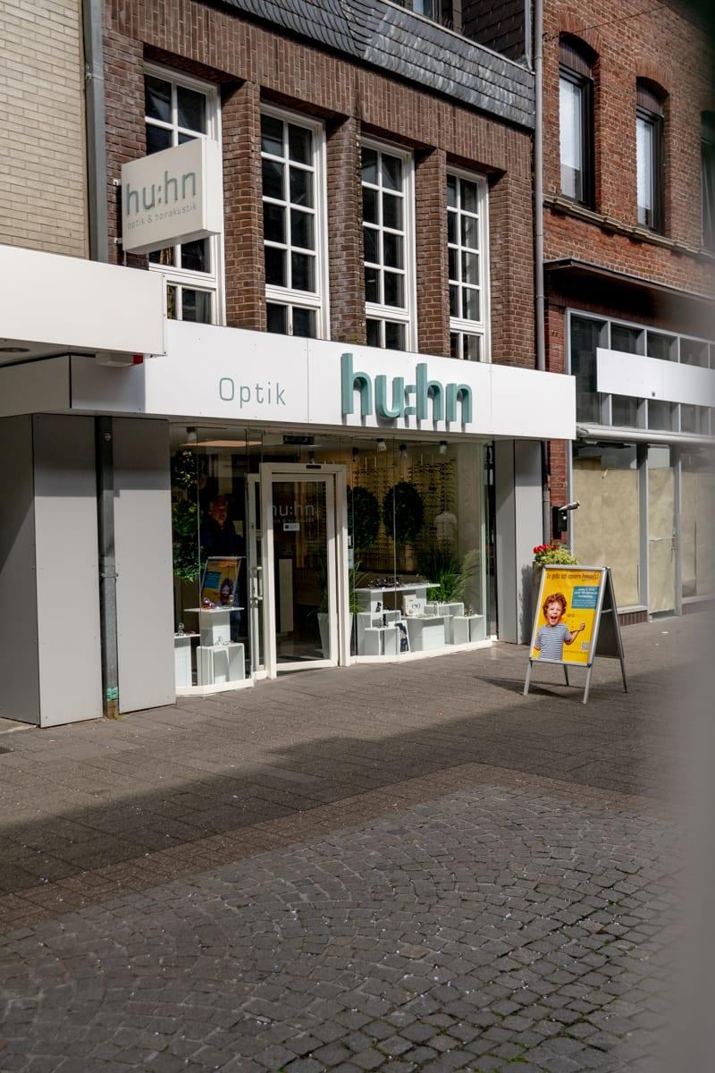 Eingang des Optik-Geschäfts in St. Tönis